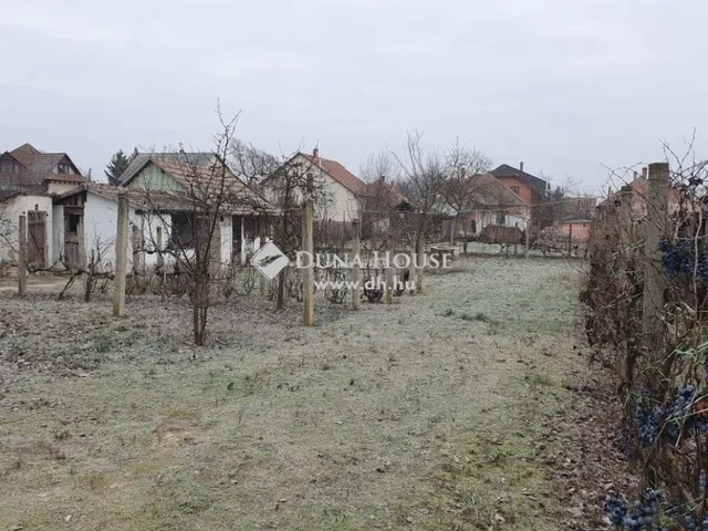 Eladó ház Tápiószecső 117 nm