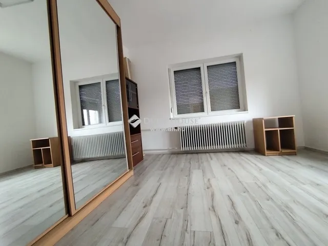 Eladó ház Dunaharaszti 241 nm