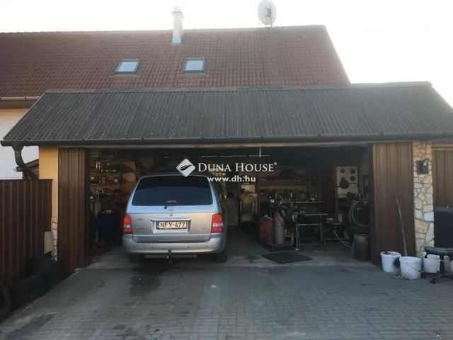 Eladó lakás Halásztelek 336 nm