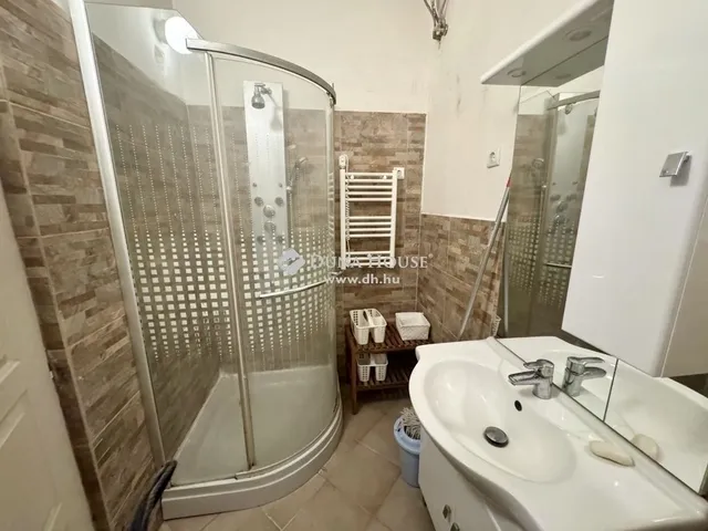 Eladó lakás Budapest VI. kerület 29 nm