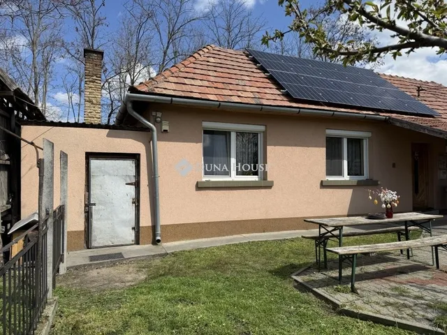 Eladó mezőgazdasági ingatlan Helvécia 63 nm