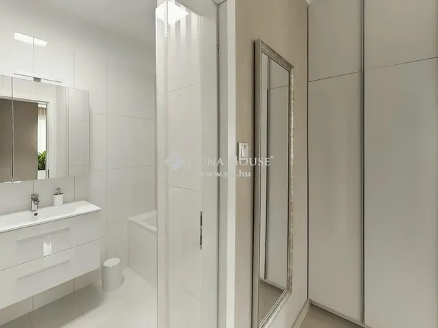 Eladó lakás Budapest XI. kerület 55 nm