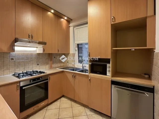 Eladó lakás Budapest III. kerület 85 nm