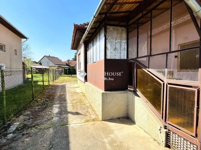 Eladó ház Tápiószecső 72 nm