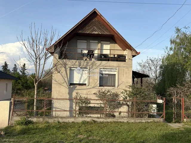 Eladó ház Tápiószecső 102 nm