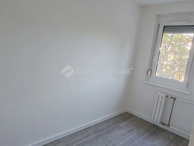 Eladó lakás Budapest III. kerület 57 nm
