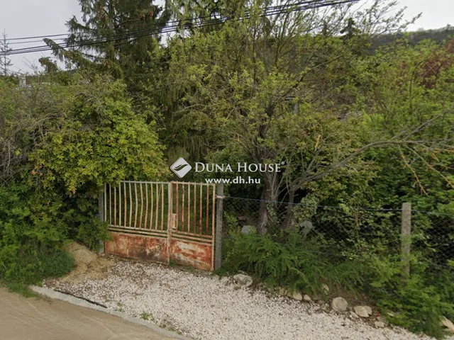 Eladó telek Pilisborosjenő 1041 nm