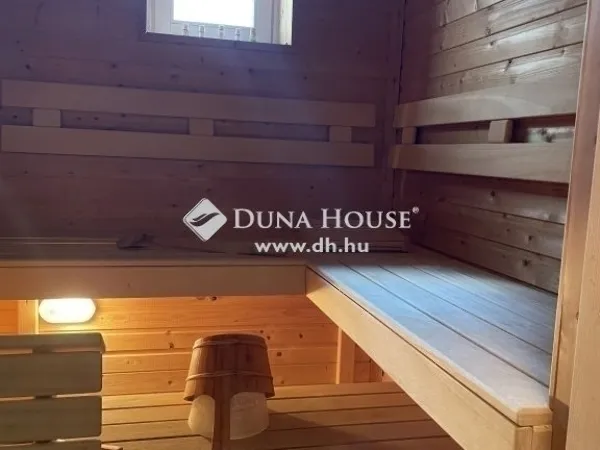 Eladó ház Gödöllő 262 nm