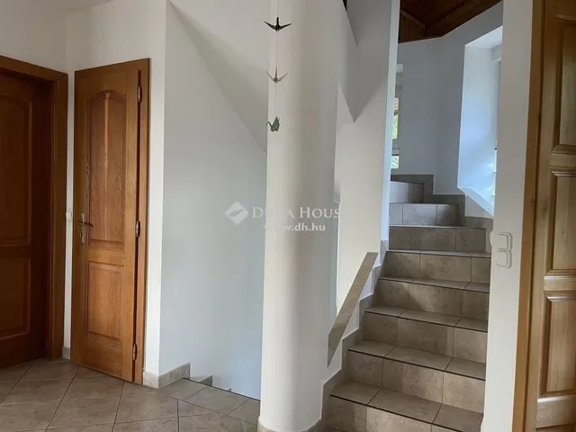 Eladó ház Gödöllő 262 nm