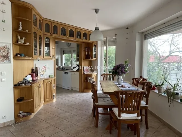 Eladó ház Gödöllő 262 nm