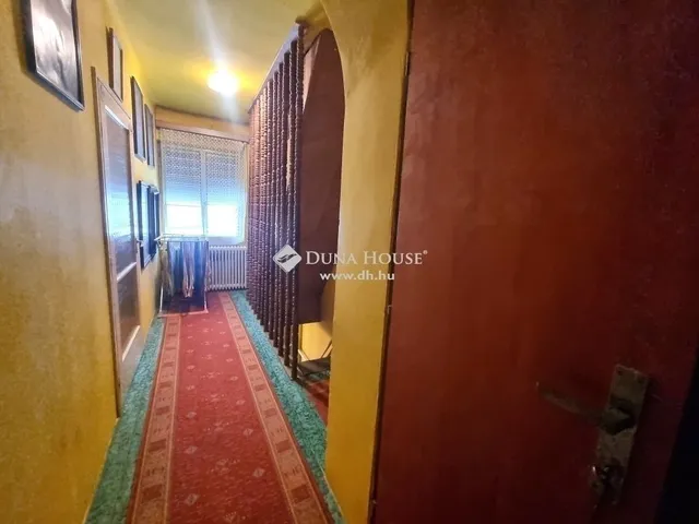 Eladó ház Tápiószecső 170 nm