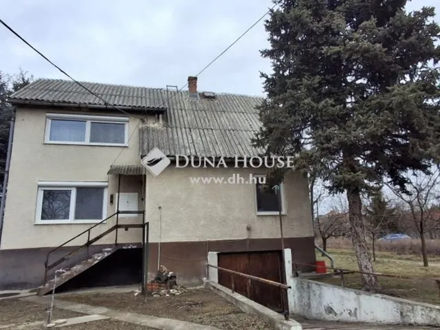 Eladó ház Dömsöd 104 nm