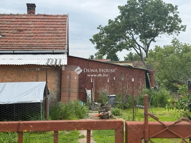 Eladó telek Szigetszentmárton 684 nm