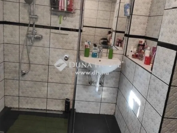 Eladó ház Vecsés 120 nm