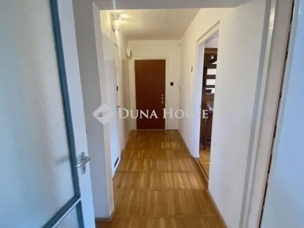 Eladó lakás Budapest III. kerület 69 nm