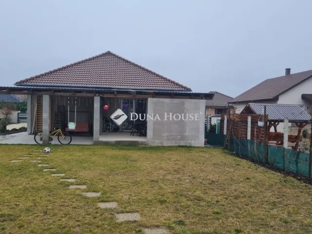 Eladó ház Kakucs 128 nm
