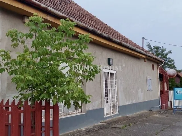 Eladó ház Tóalmás 148 nm
