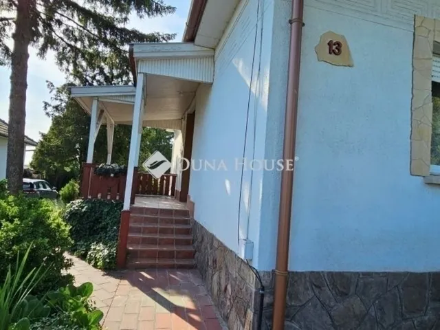 Eladó ház Tápiószecső 150 nm