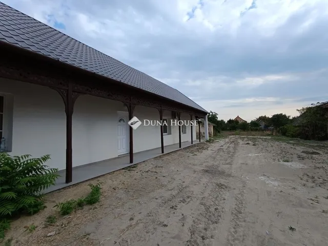 Eladó ház Tápiószentmárton 70 nm