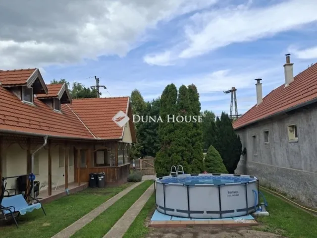 Eladó ház Etyek 149 nm