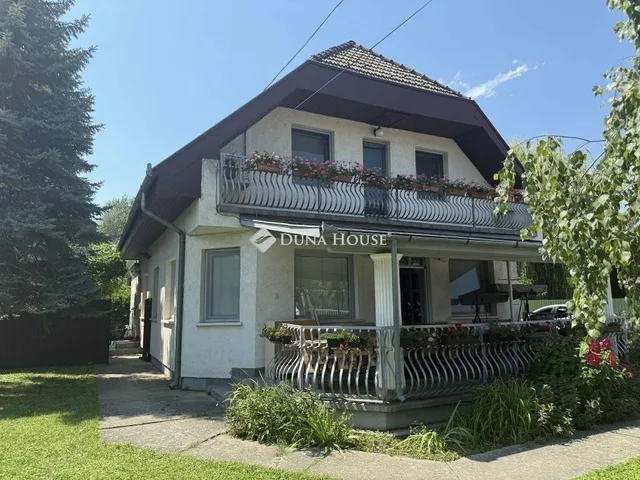 Eladó ház Zamárdi 199 nm