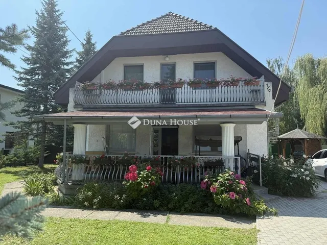 Eladó ház Zamárdi 199 nm