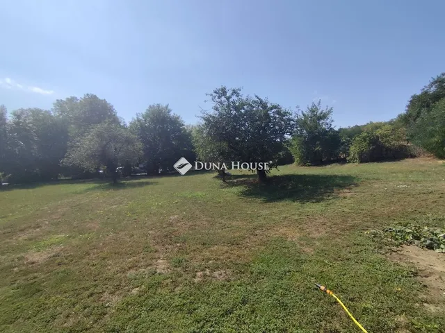 Eladó telek Bálványos 794 nm