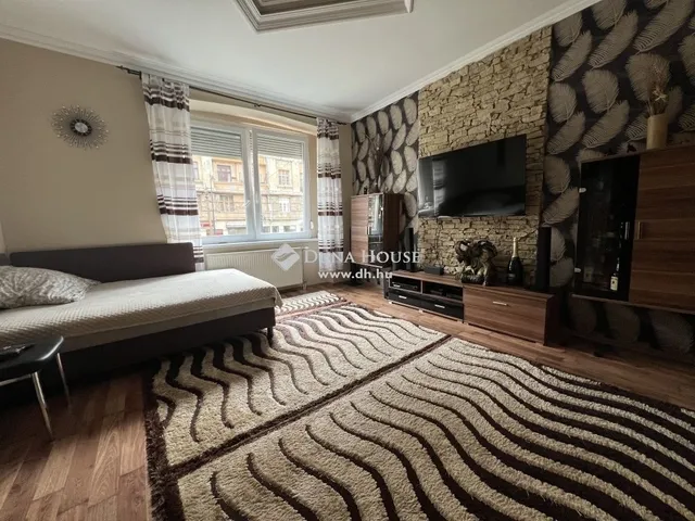 Eladó ház Budapest VIII. kerület 206 nm