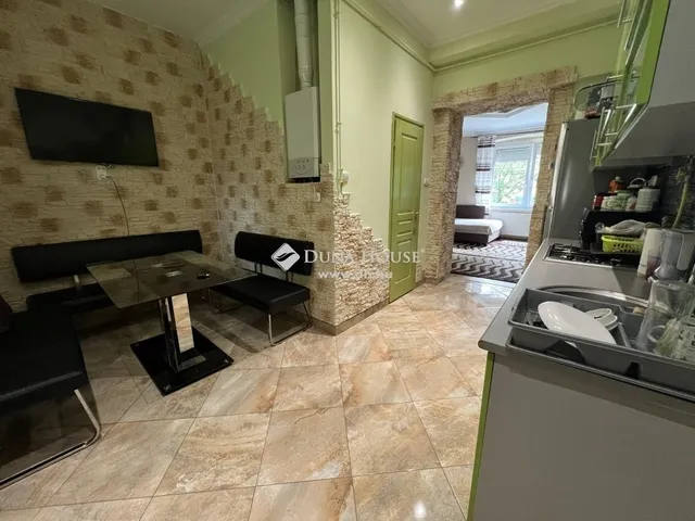 Eladó ház Budapest VIII. kerület 206 nm