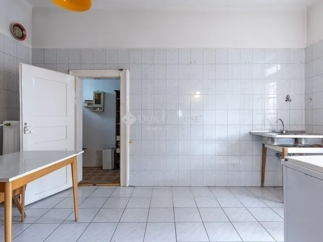 Eladó ház Budapest XX. kerület 193 nm