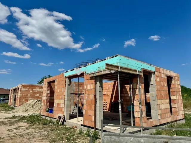 Eladó lakás Velence 95 nm