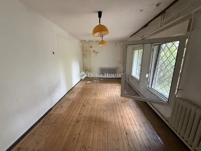 Eladó ház Budapest XX. kerület 400 nm