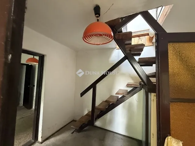 Eladó ház Budapest XX. kerület 400 nm