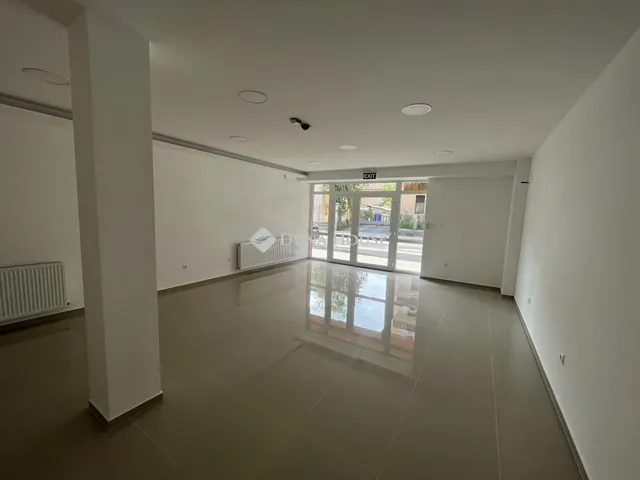 Kiadó kereskedelmi és ipari ingatlan Nagykáta 47 nm