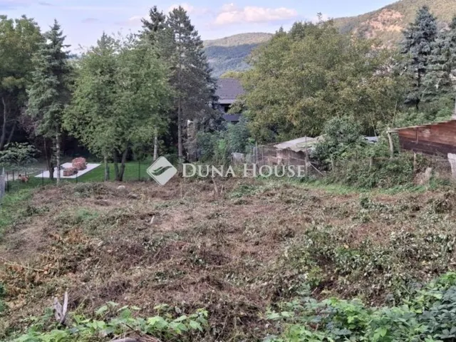 Eladó telek Dömös 777 nm