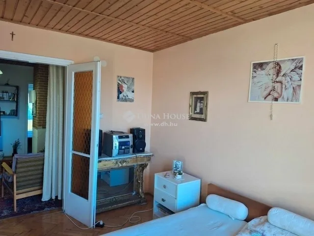 Eladó ház Dunaharaszti 300 nm