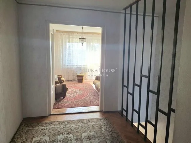 Eladó ház Dunaharaszti 300 nm