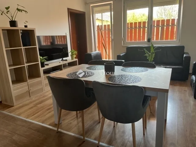 Eladó lakás Monor 82 nm