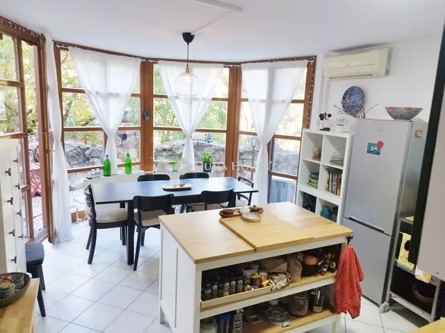 Eladó lakás Budapest I. kerület 123 nm