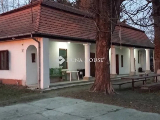 Eladó ház Ráckeve 360 nm