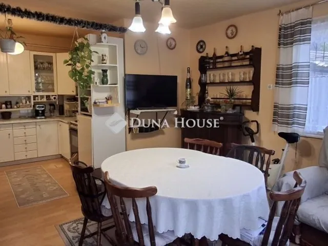 Eladó ház Taksony 120 nm