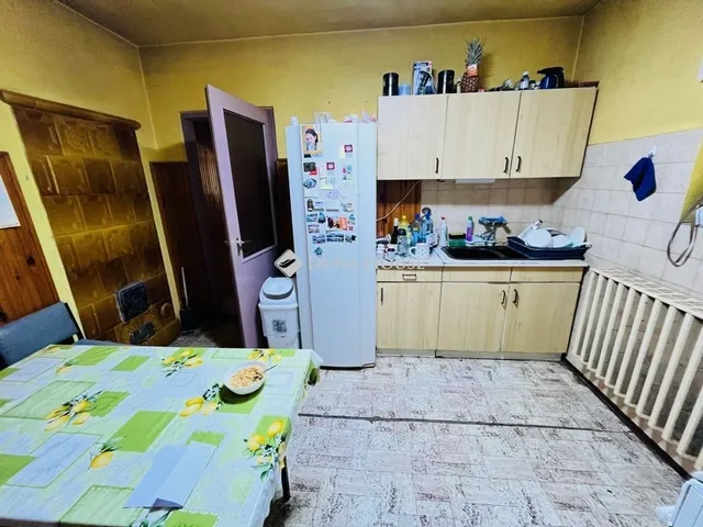 Eladó ház Dány 86 nm