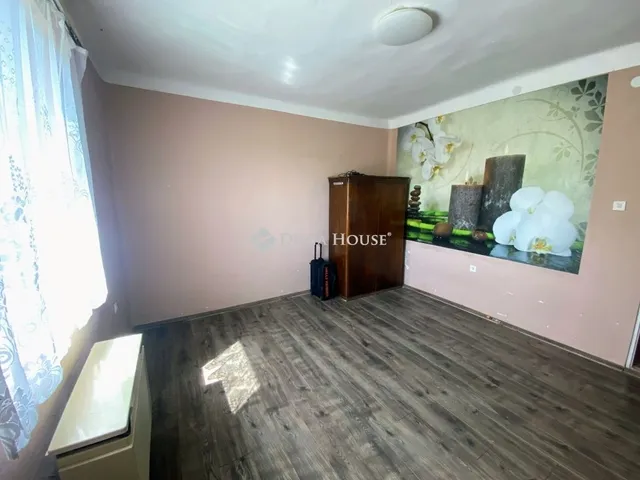 Eladó ház Tass 70 nm