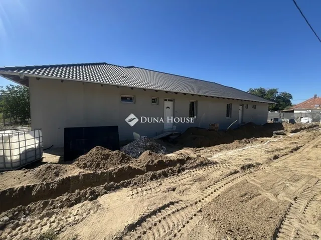 Eladó ház Kakucs 95 nm