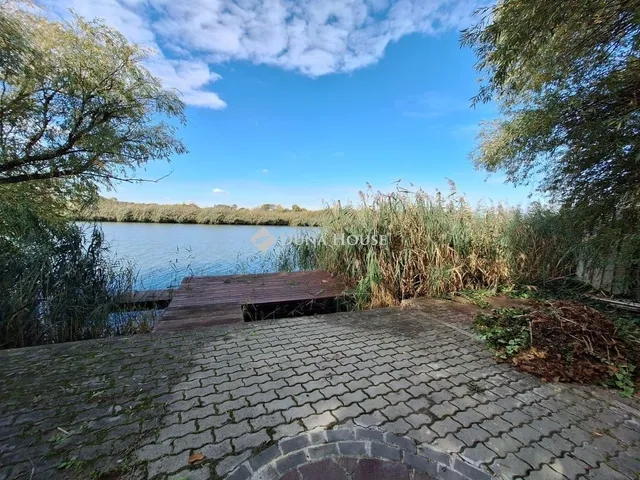 Eladó ház Majosháza 185 nm