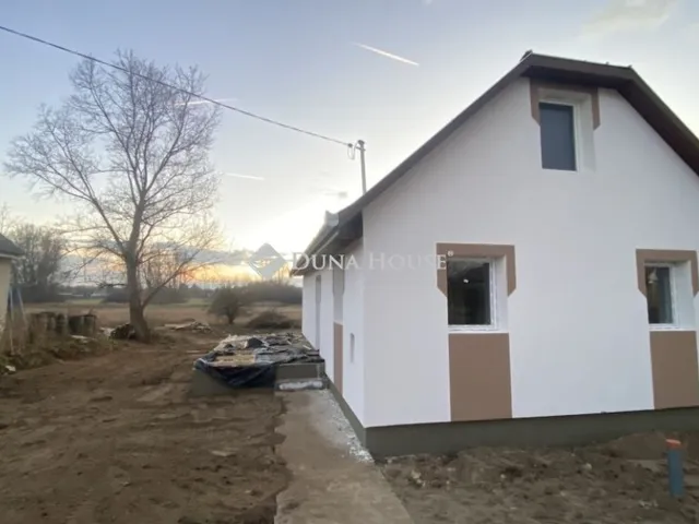 Eladó ház Tápióbicske 55 nm