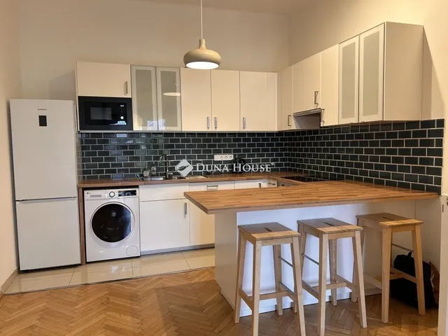 Kiadó lakás Budapest XIII. kerület 92 nm