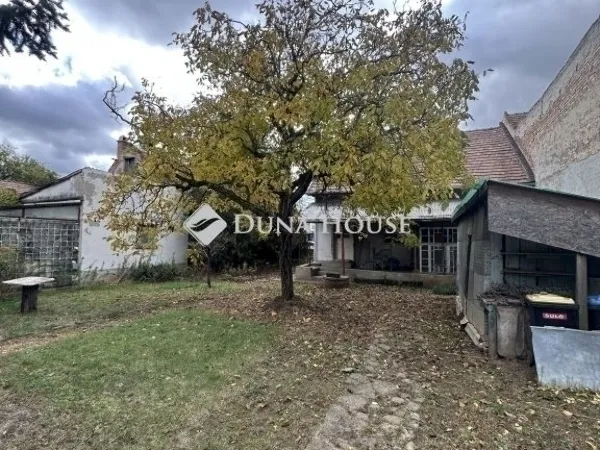 Eladó ház Budapest XVIII. kerület 70 nm