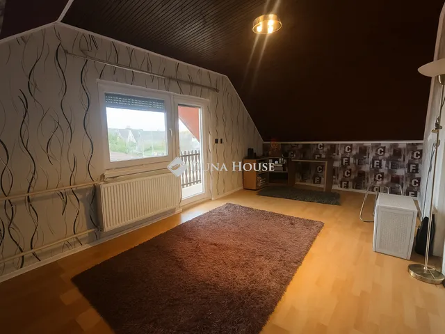 Eladó ház Tápiószecső 215 nm