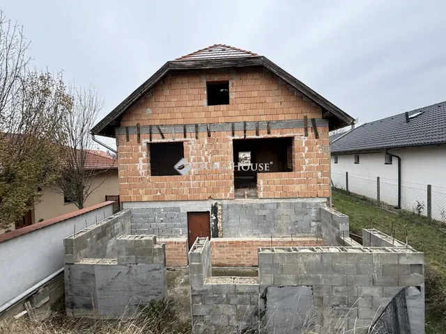 Eladó ház Sóskút 154 nm